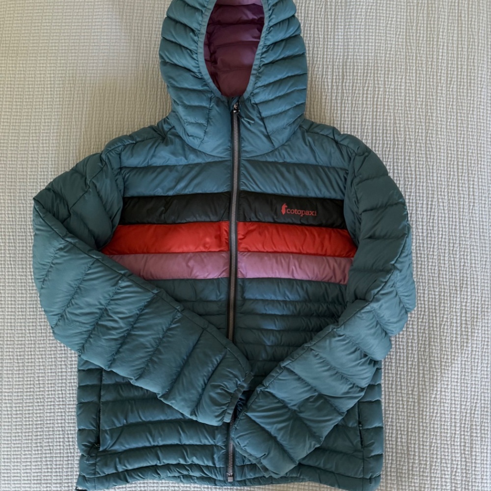 Cotopaxi Women's Hooded Down Fuego Jacket, Size M - Picture 2 of 4